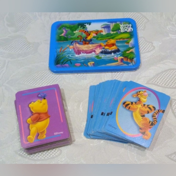 Walt Disney characters tin box bundle of 4 puzzles + 1 double Deck play, cards - Picture 4 of 15